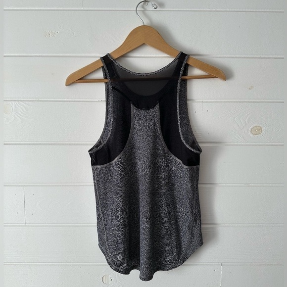 Lululemon Sculpt Tank II Chakra Print Alpine White Black Mesh Breathable Sz 2 - Picture 6 of 9